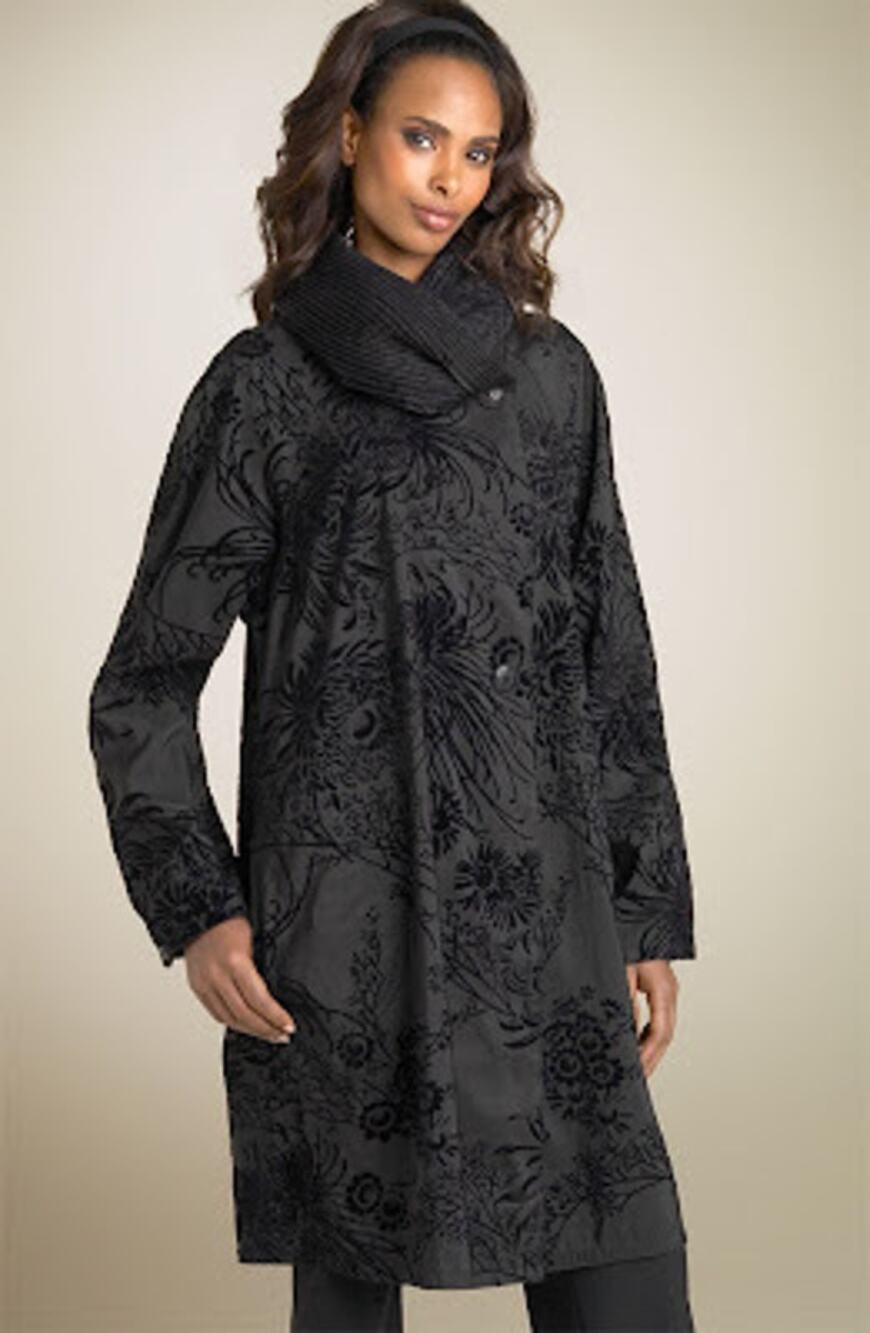 Mycra Pac Black Art-Wear Velvet Printing Amazing Rain-Coat Jacket Sz 1
